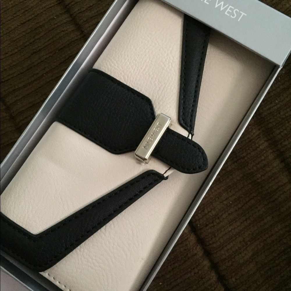 Nine West Wallet